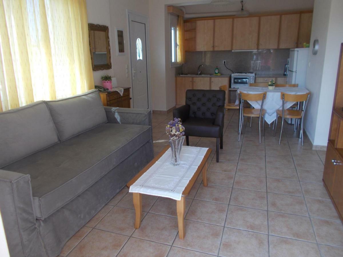 Villa Aphrodite Ríza Exteriör bild